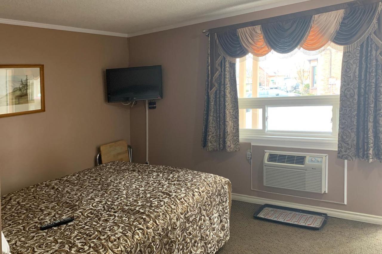 Lucien Motel 惠特比 外观 照片