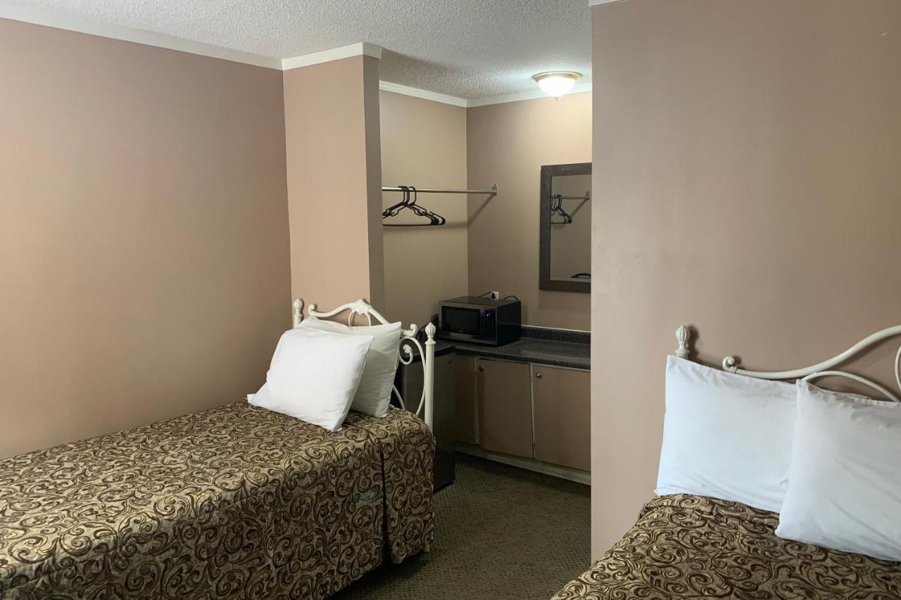 Lucien Motel 惠特比 外观 照片